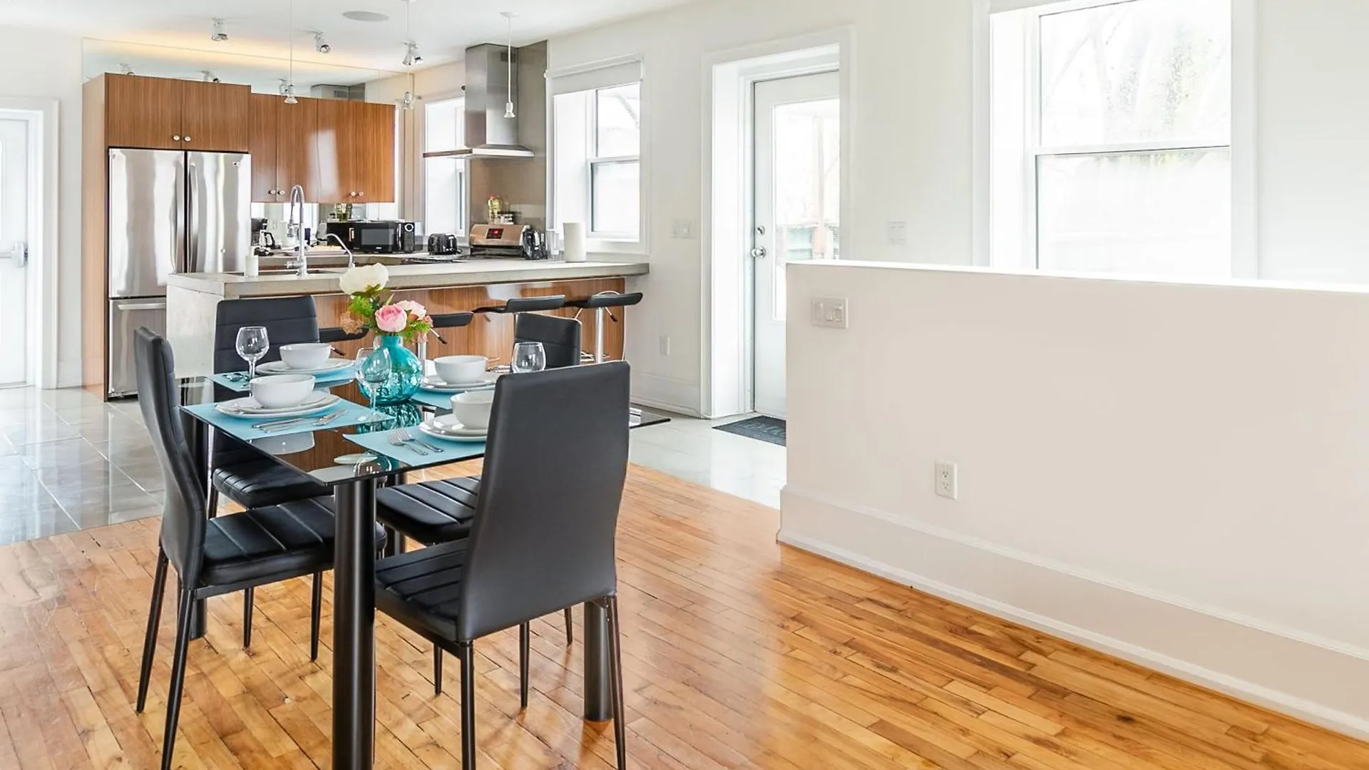 公寓 Spacious 2 Bedroom Loft In Sought After Leslieville 多伦多